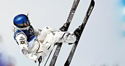 谷爱凌冬奥坡面障碍技巧连续两届摘银