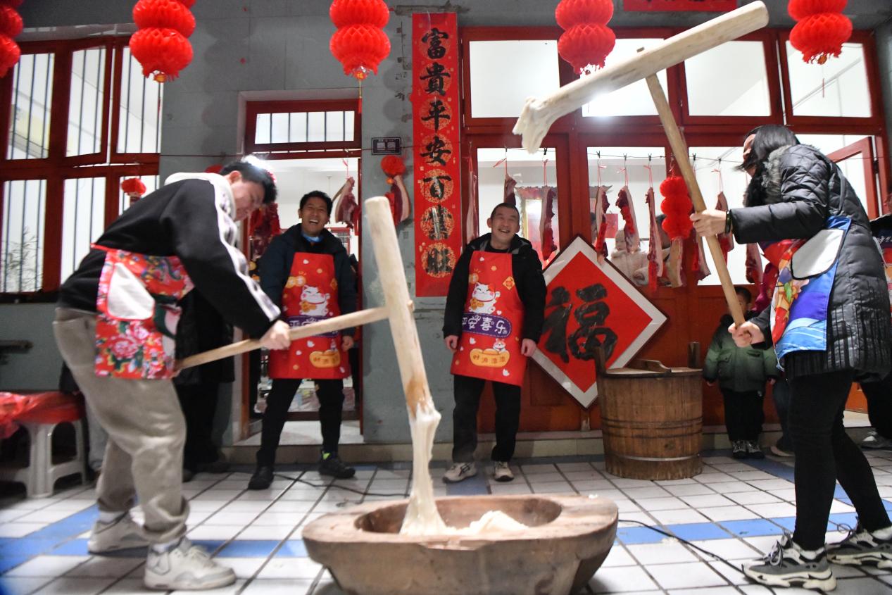 贵州凯里：相约“村晚”迎新年