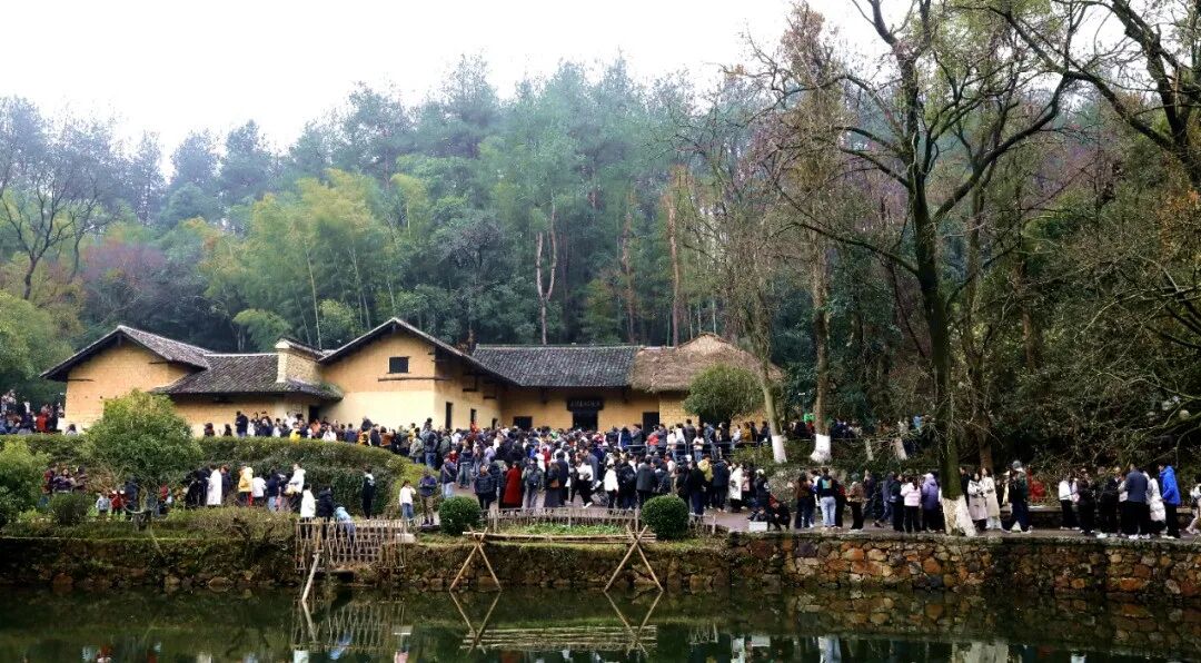 湖南春节假期接待游客超5842万人次 营收超573亿元