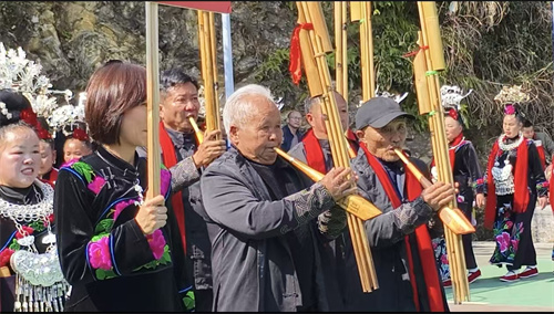 以笙会友 以舞传情 贵州雷山迪气苗寨芦笙盛会闹新春