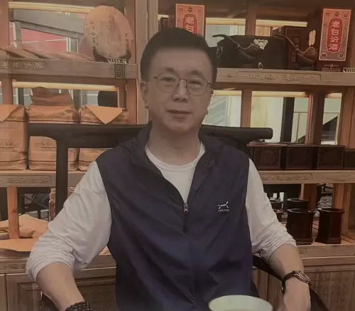 珍惜南方山海椰风，也眷恋北方雪树银花