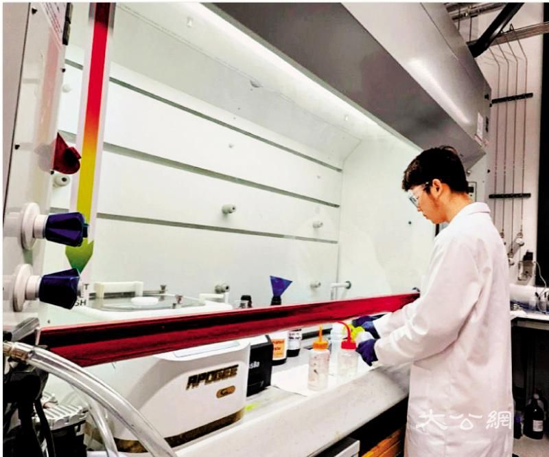 留学香港负笈剑桥 内地生走向国际