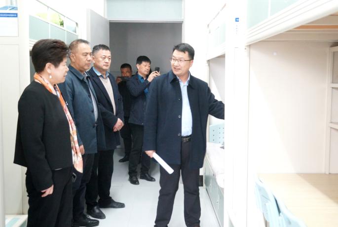 商丘市高级中学：专家把脉明方向 理念引领铸特色