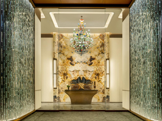 广州楼市小阳春：谁在买走千万级顶豪?