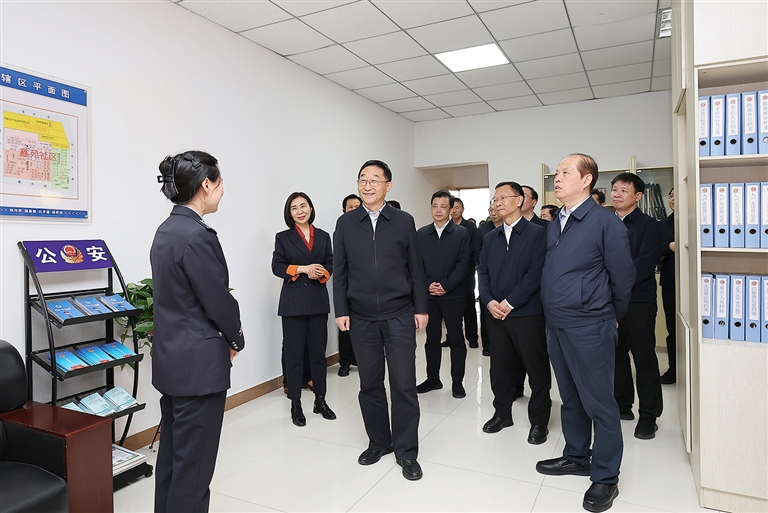 河南省委党建引领基层高效能治理工作现场会在郑州召开  刘宁出席并讲话 王凯主持