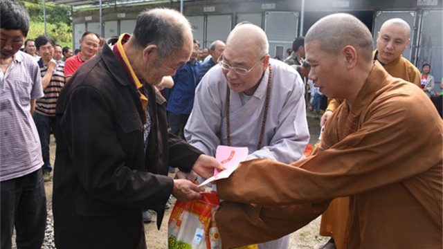 湖南佛慈2020救灾帮困助学慈善行第七站--石门县壶瓶山镇洪