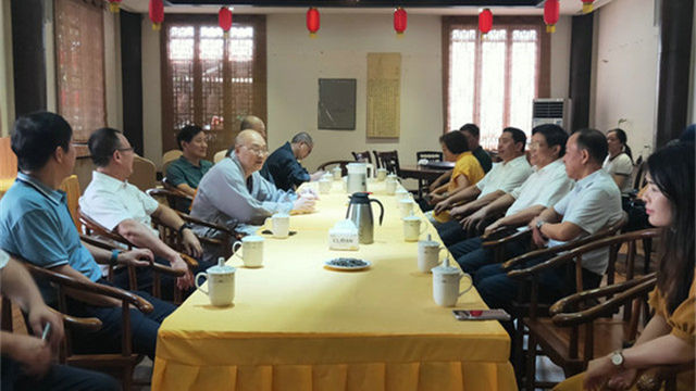 贺安杰副主席到湖南佛学院看望圣辉院长并考察调研