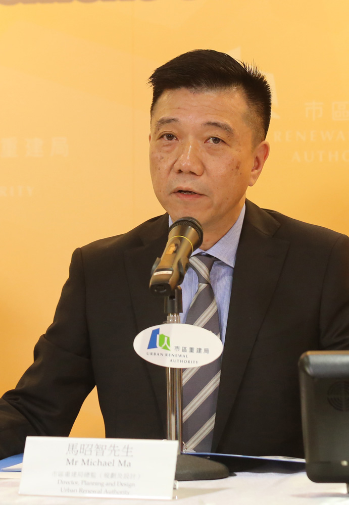 设旅巴车位解决区内塞车
