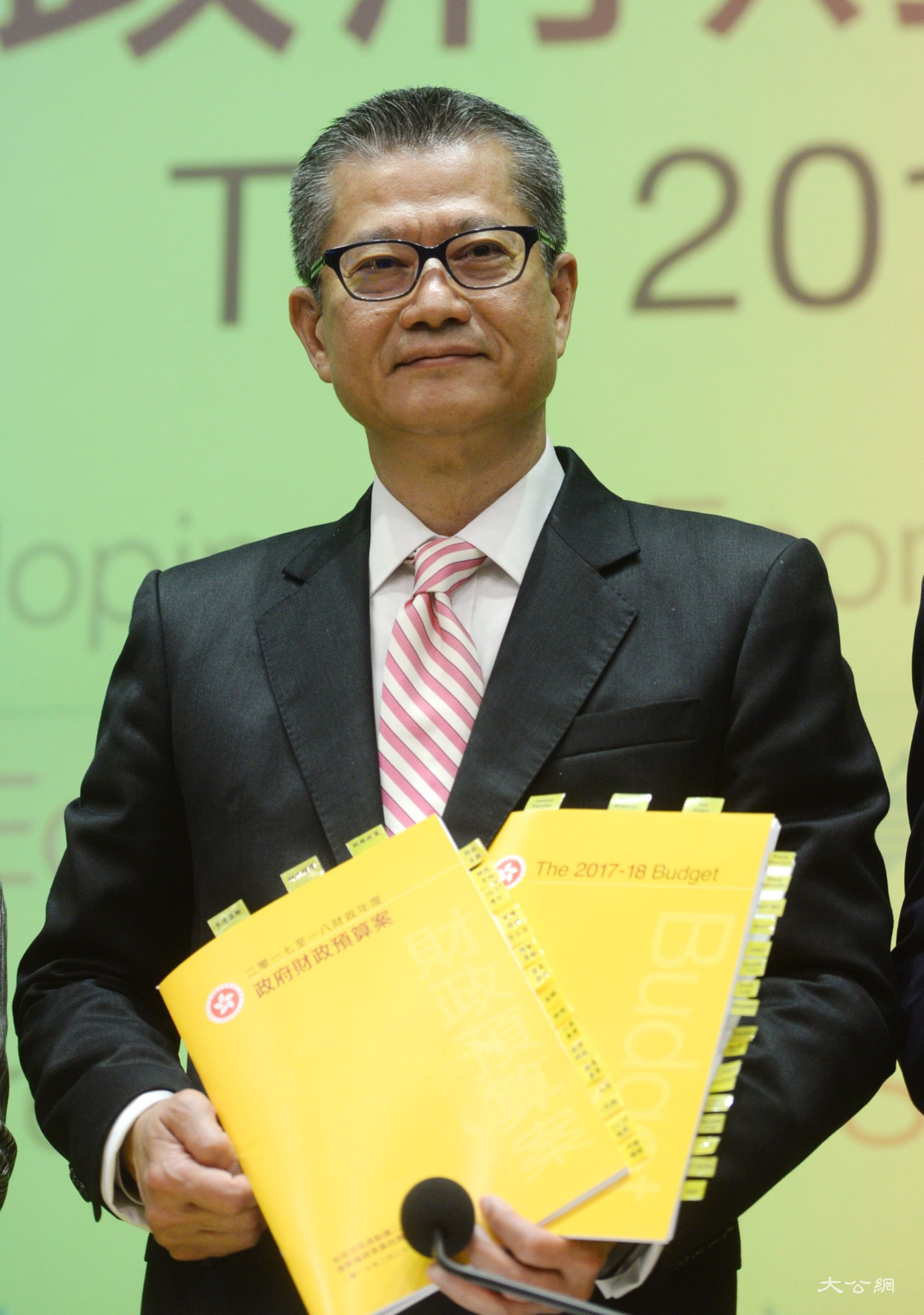 陈茂波：本港税制长时间没有调整