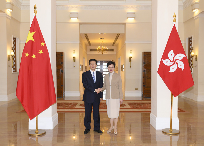 骆惠宁拜会香港特区行政长官林郑月娥