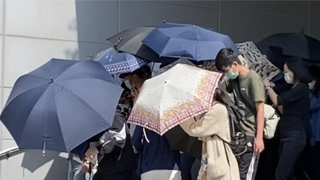 21岁咖啡师学徒辱国旗 轻判社服令