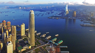 调查：港主流民意认同国家安全受威胁 支持