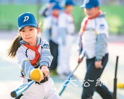 落实“双减” 增强体魄
