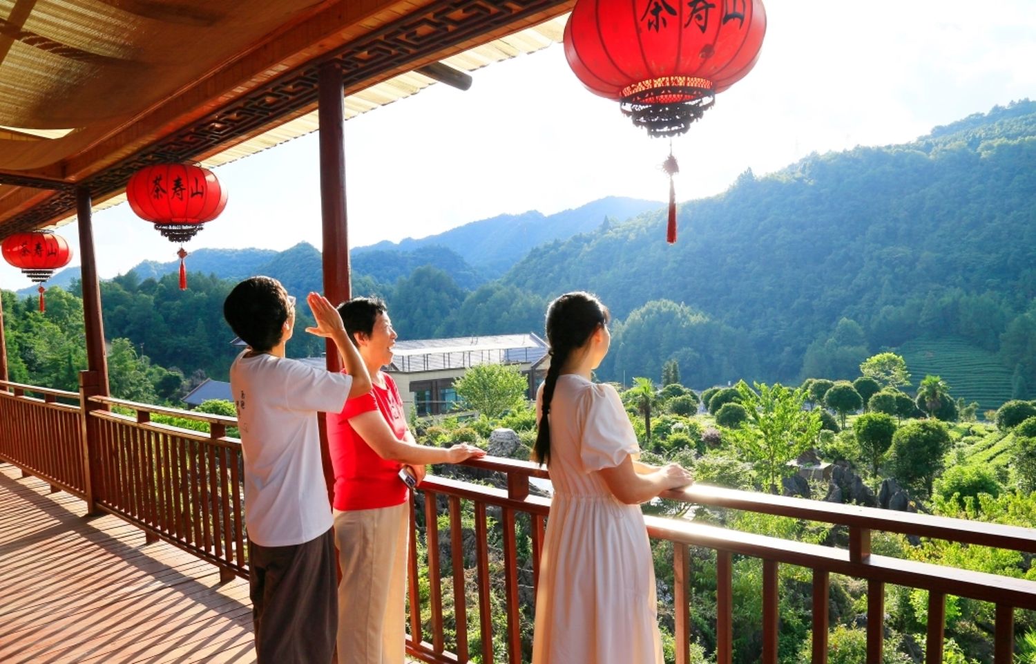 貴州鳳岡：“城區+景區” 打造高品質康養旅居新高地